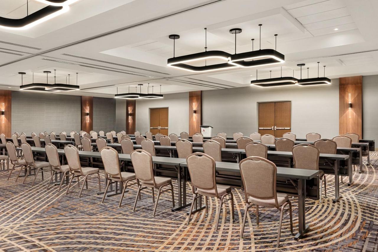 Marriott San Antonio Airport Hotel Exterior photo